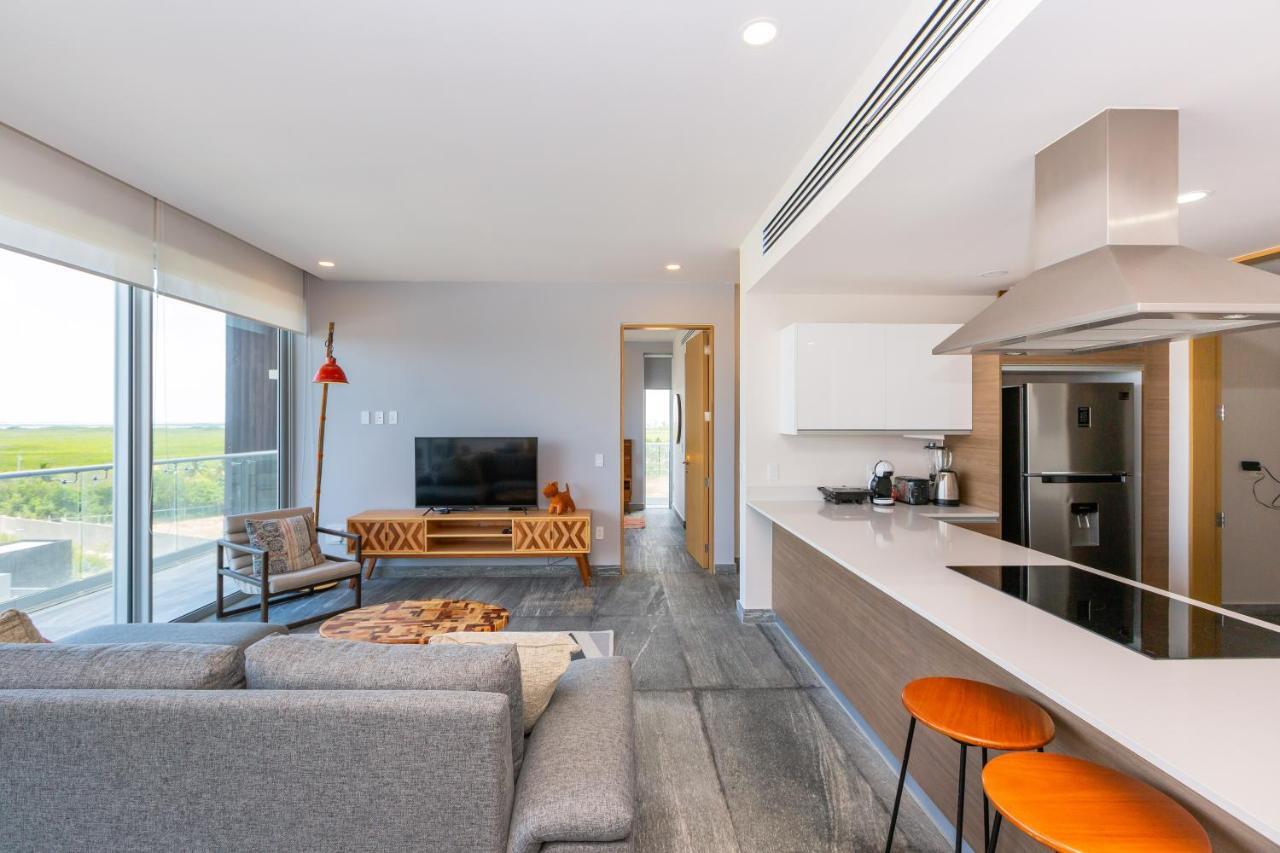 Ocean View Condo - Beach, Pool & Jacuzzi! Cancun Luaran gambar